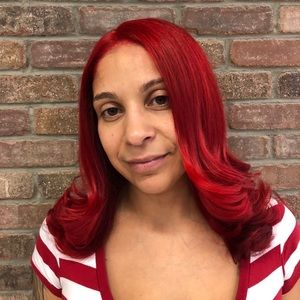 Meet your Posher, Saida